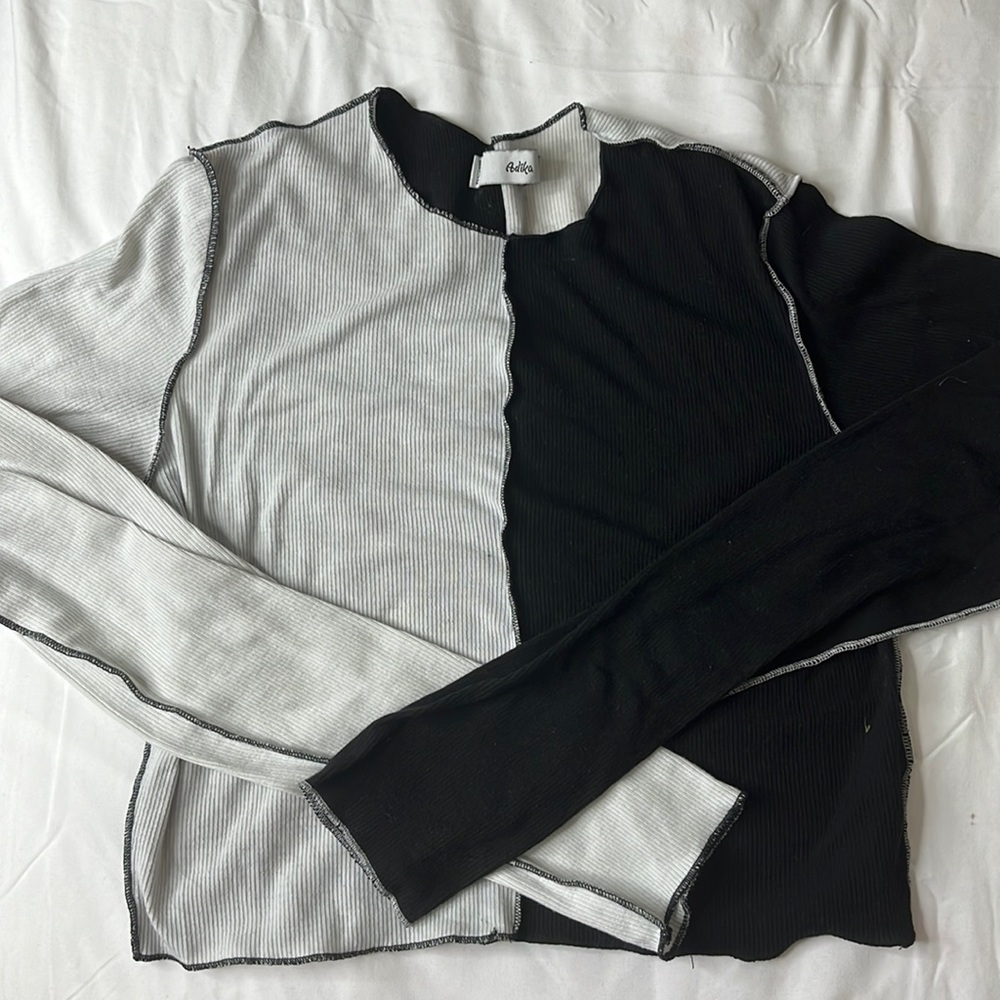 B&W Colorblock long sleeve crop - Adika